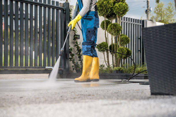 Post-Construction Pressure Washing in Lukachukai, AZ